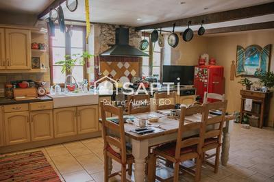 Maison - 314 m² - 11 pièces