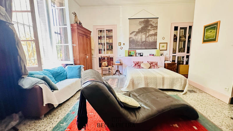 Maison de village - 240 m² - 6 pièces