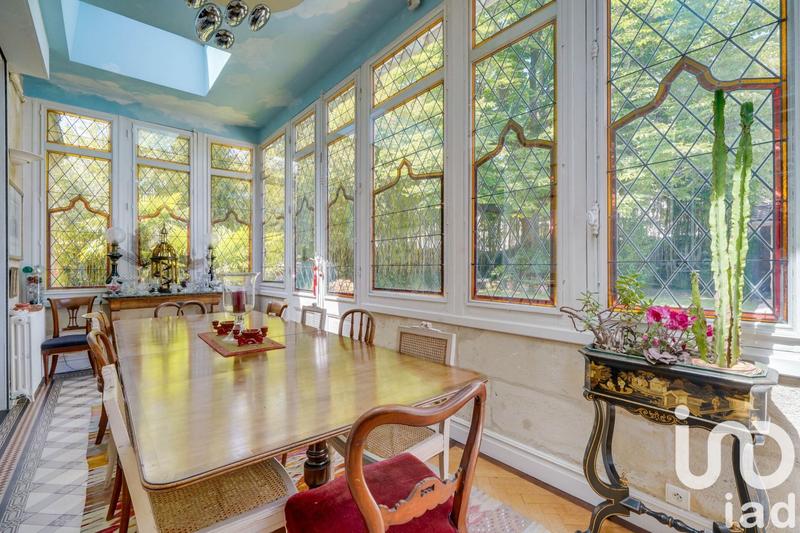 Maison - 306 m² - 9 pièces