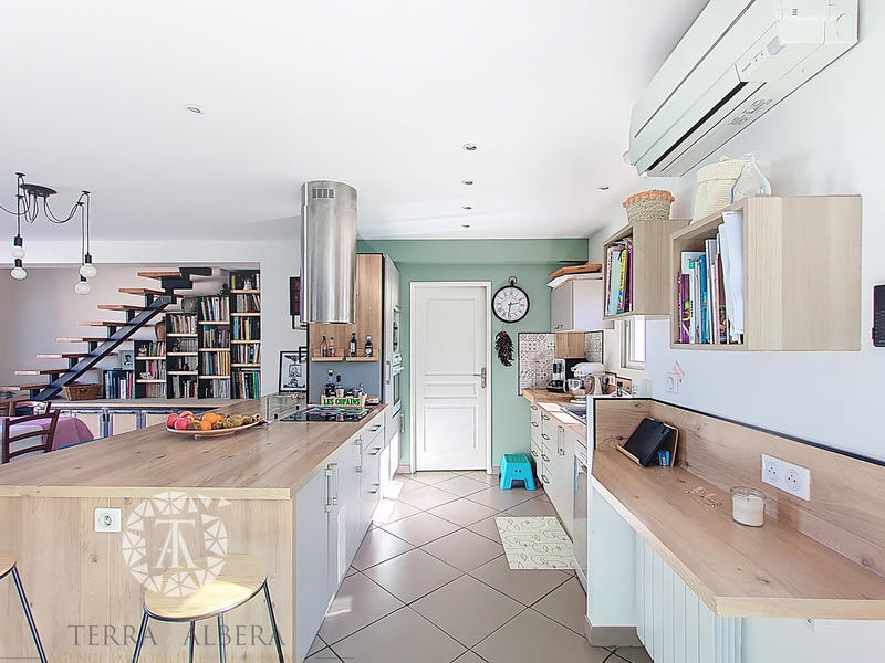 Villa - 131 m² - 5 pièces