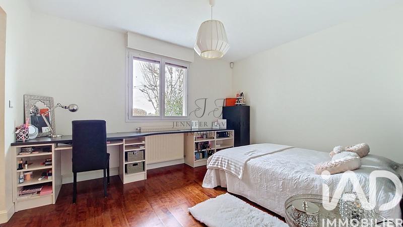 Maison - 163 m² - 6 pièces