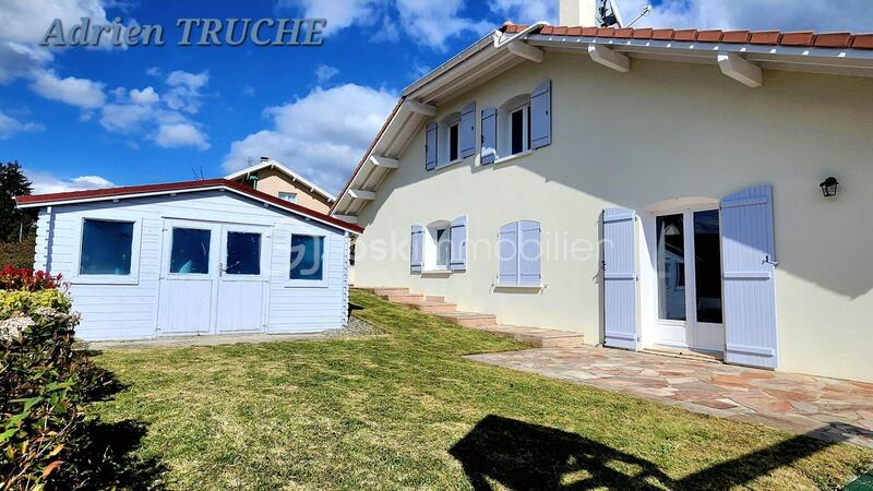 Maison - 158 m² - 6 pièces