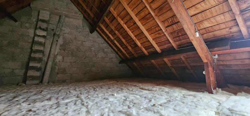 Maison - 11 243 m² - 5 pièces