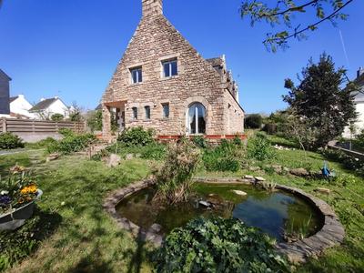 Maison - 224 m² - 7 pièces