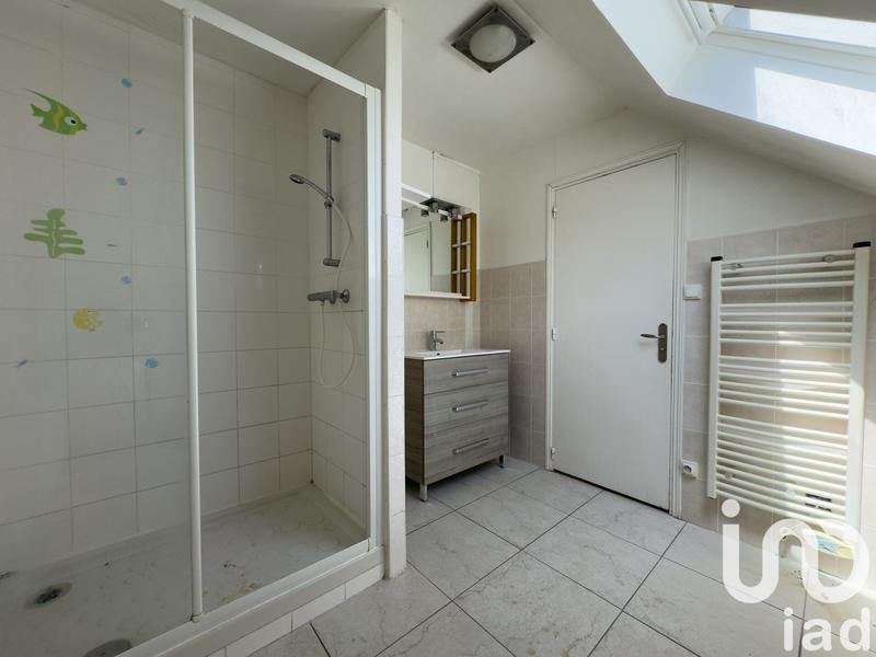 Maison - 195 m² - 10 pièces