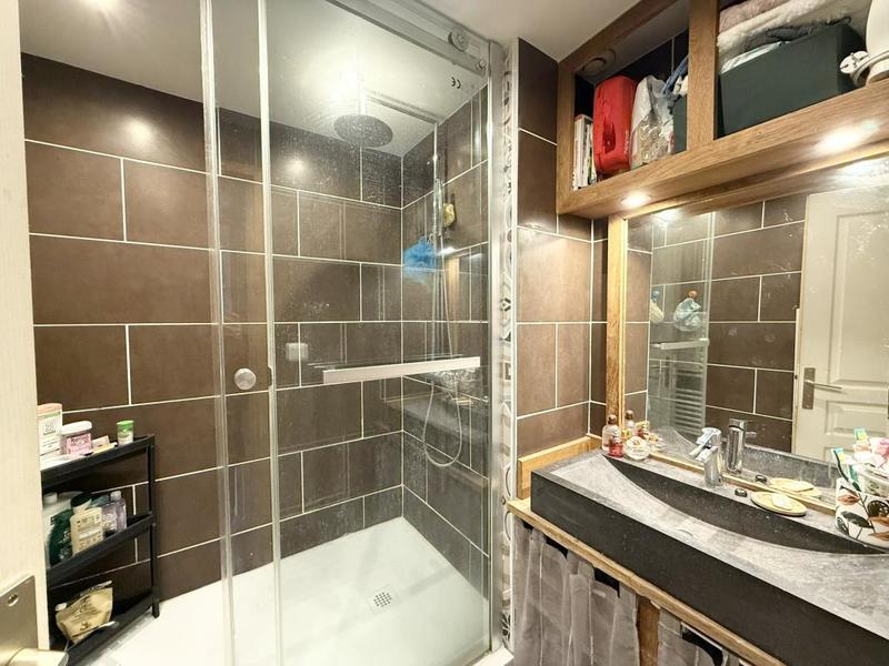 Appartement ancien - 65 m² - 3 pièces