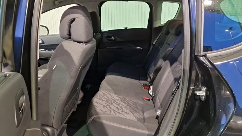 Peugeot 3008 1.6 Hdi 16v 112ch Fap Allure