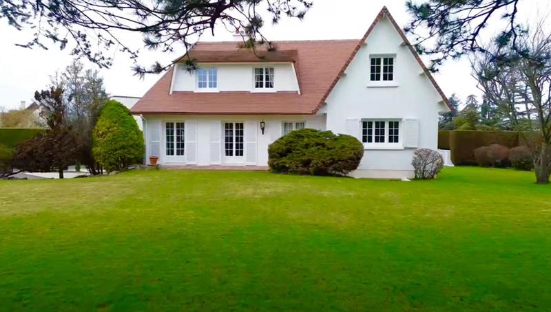 Maison - 160 m² - 7 pièces