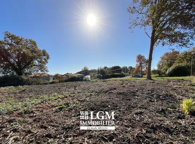 Terrain constructible - 720 m²