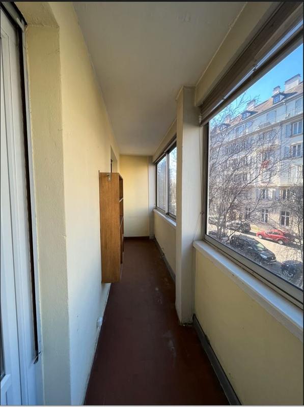 Appartement - 90 m² - 4 pièces