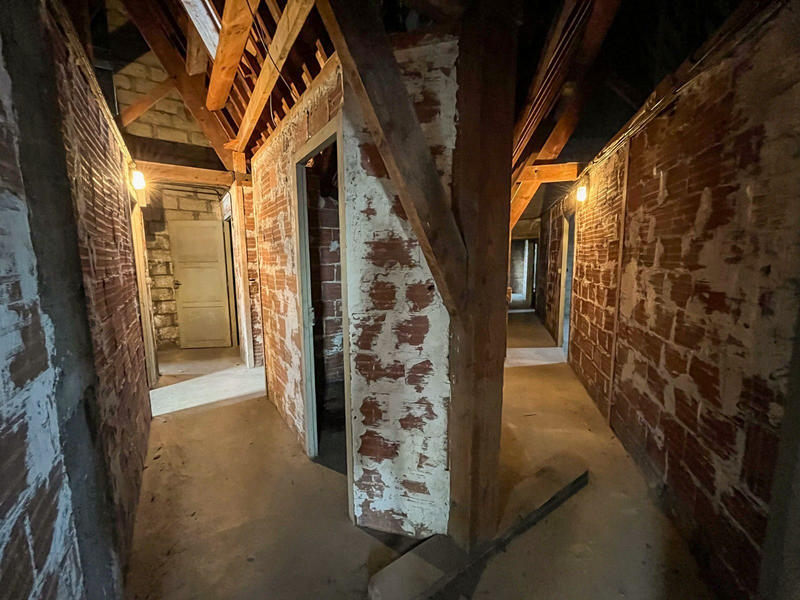 Appartement - 128 m² - 11 pièces