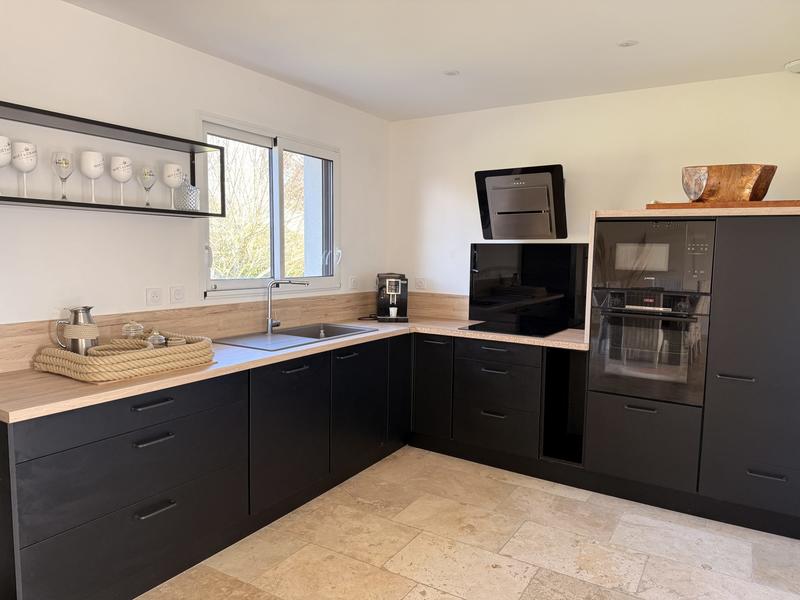 Maison - 92 m² - 4 pièces