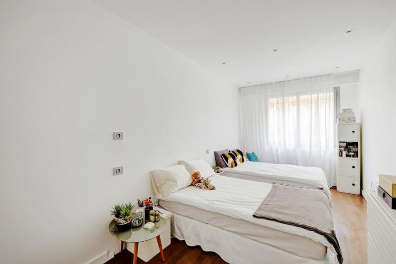 Appartement - 90 m² - 3 pièces