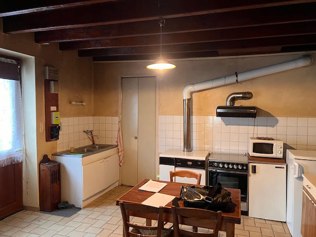 Maison - 92 m² - 4 pièces