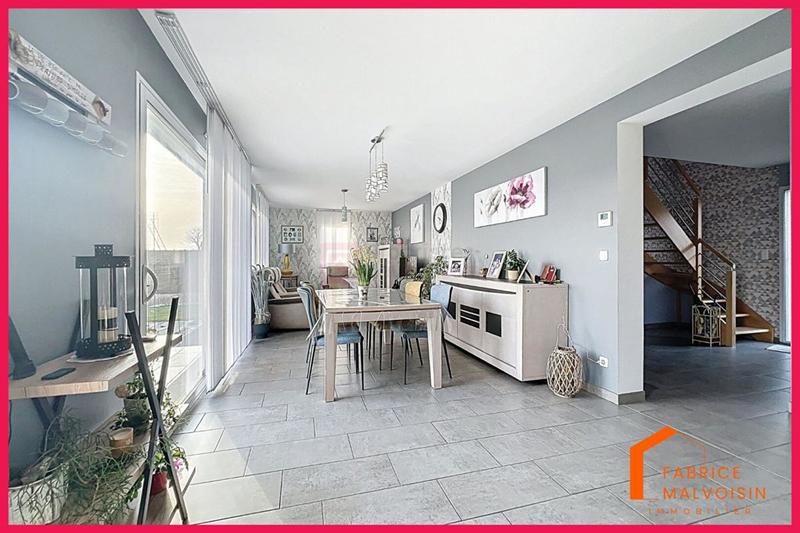 Maison - 123 m² - 4 pièces