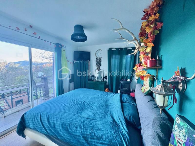 Appartement - 65 m² - 4 pièces