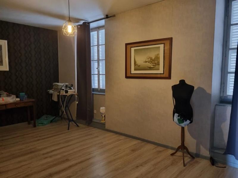 Maison de village - 146 m² - 8 pièces