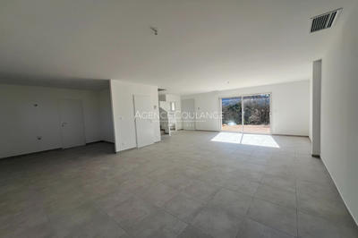 Villa - 100 m² - 5 pièces