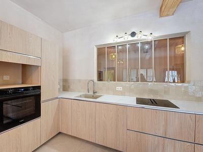 Appartement - 87 m² - 4 pièces