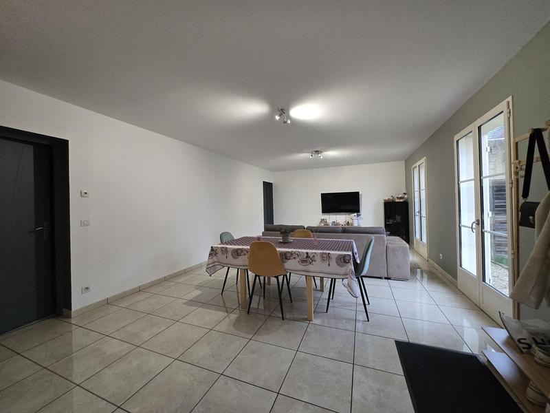 Maison - 76 m² - 4 pièces