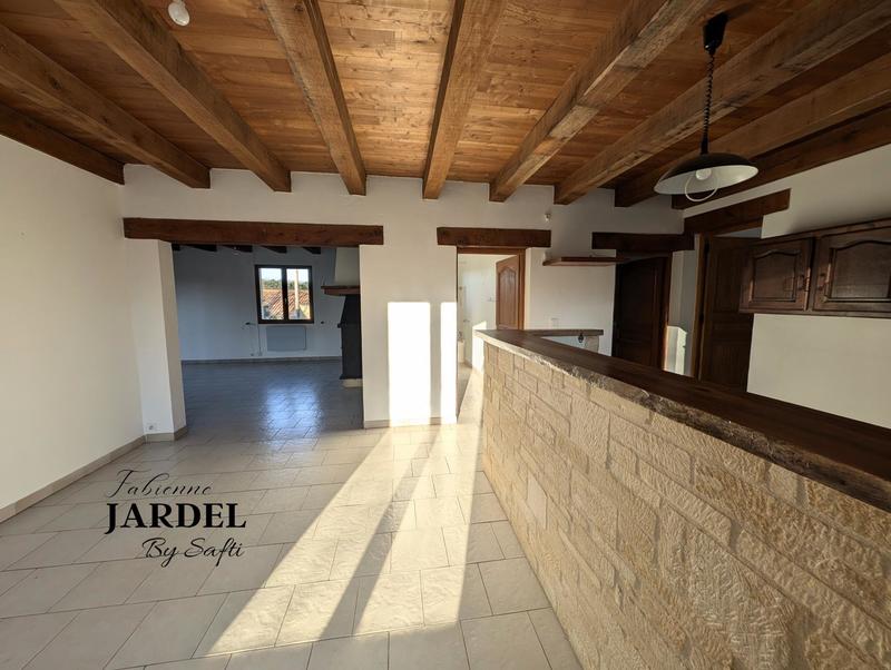 Maison - 200 m² - 6 pièces