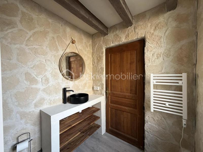 Maison - 205 m² - 7 pièces