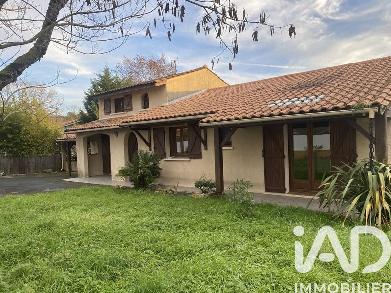 Maison - 133 m² - 6 pièces