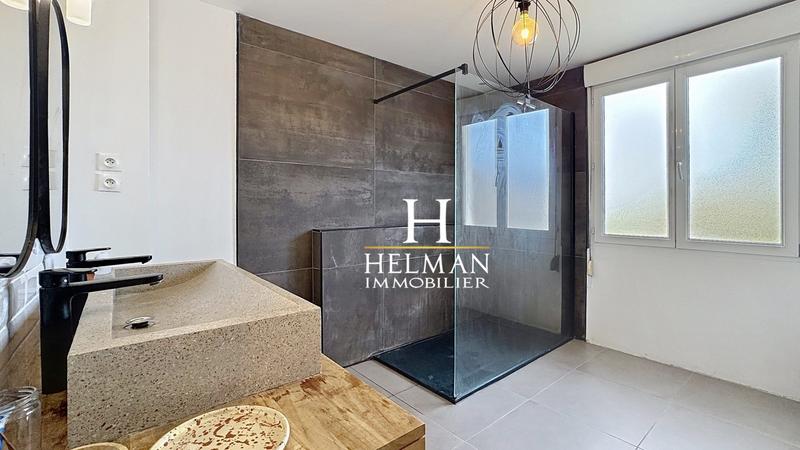 Maison - 127 m² - 6 pièces