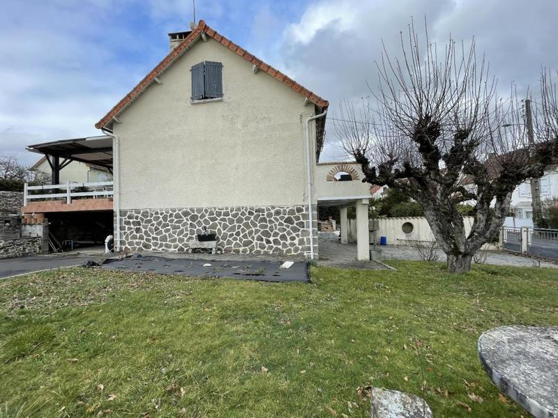 Maison - 130 m² - 7 pièces