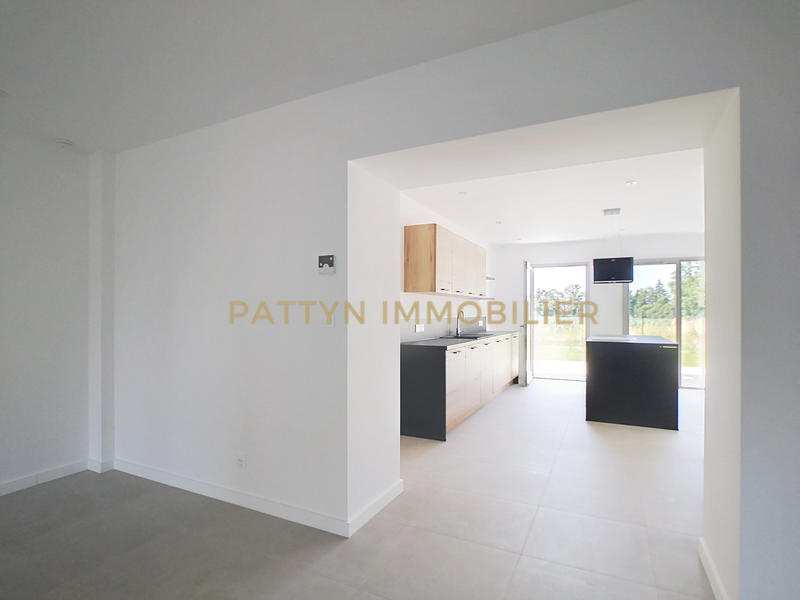 Maison - 140 m² - 5 pièces