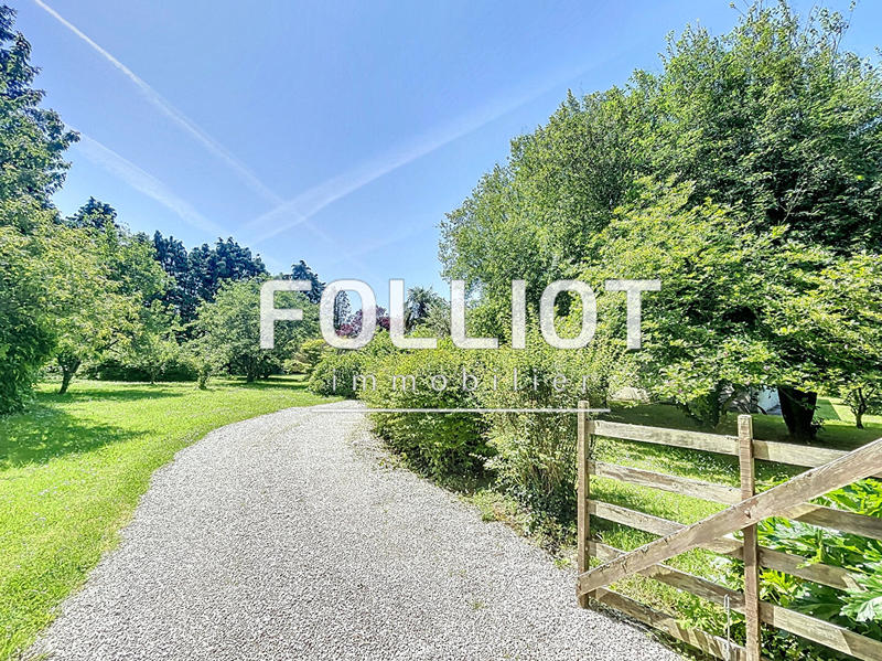 Maison - 175 m² - 8 pièces