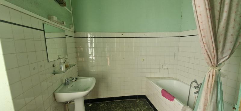 Maison - 263 m² - 8 pièces