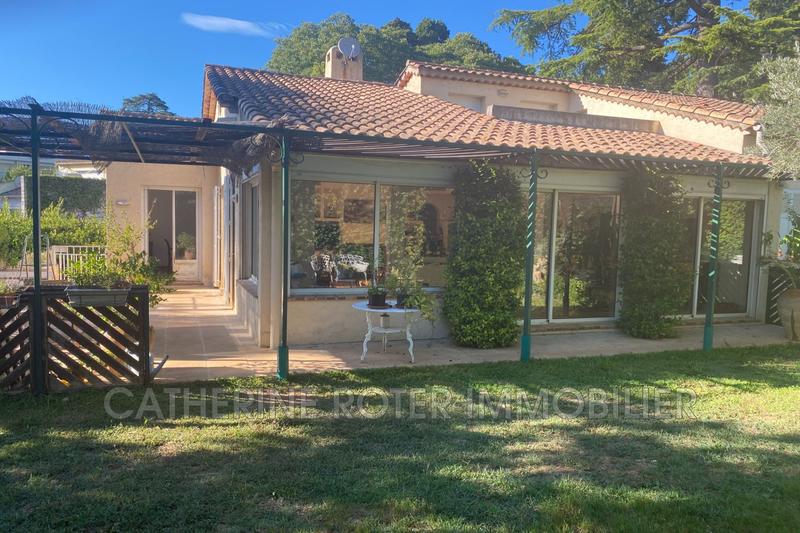 Villa - 200 m² - 7 pièces