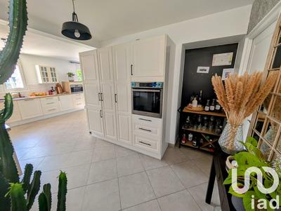 Maison - 161 m² - 7 pièces