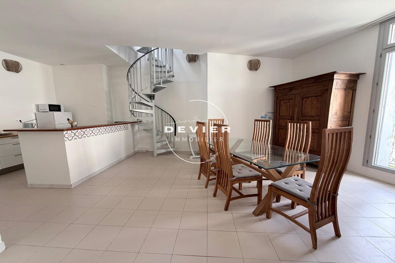 Appartement - 80 m² - 3 pièces