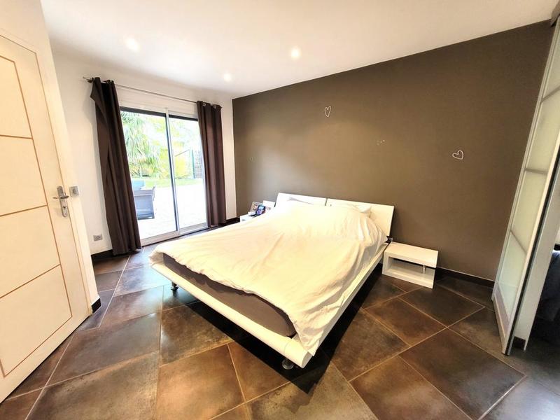 Maison - 148 m² - 7 pièces