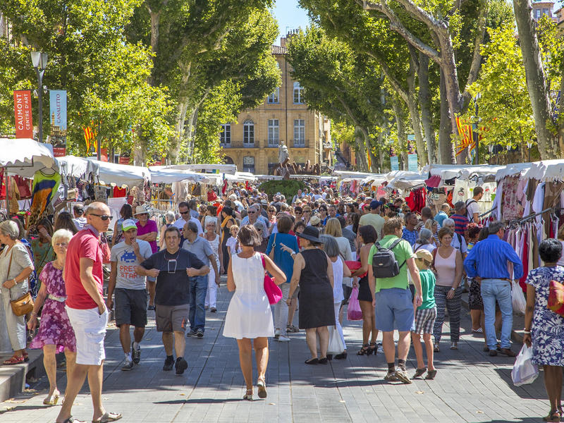 Le grand marché - Textile, artisanat, brocante