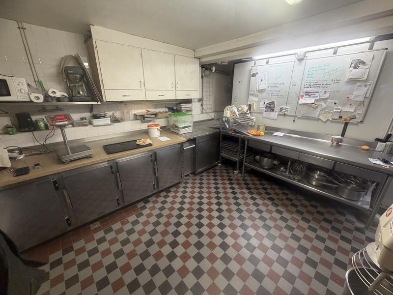 Fonds de commerce - 450 m²