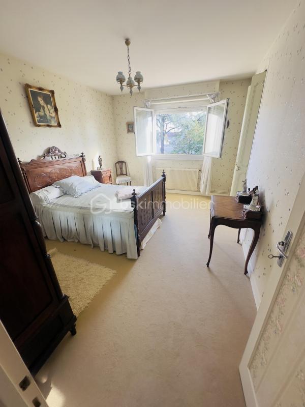 Maison - 185 m² - 6 pièces