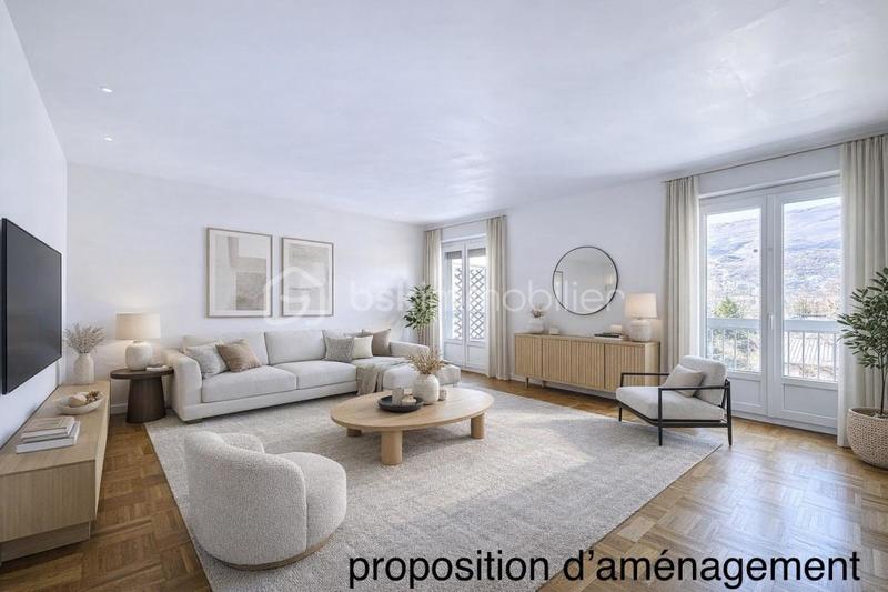 Appartement - 120 m² - 5 pièces