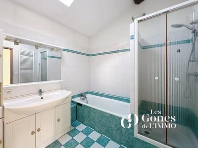 Appartement - 80 m² - 4 pièces