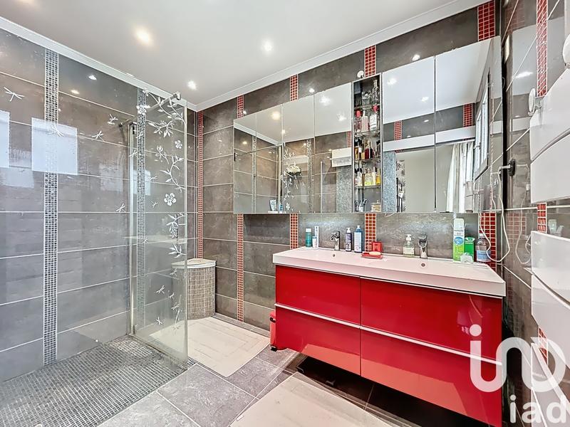 Maison - 136 m² - 6 pièces