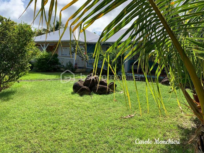 Propriété - 387 m² - 18 pièces