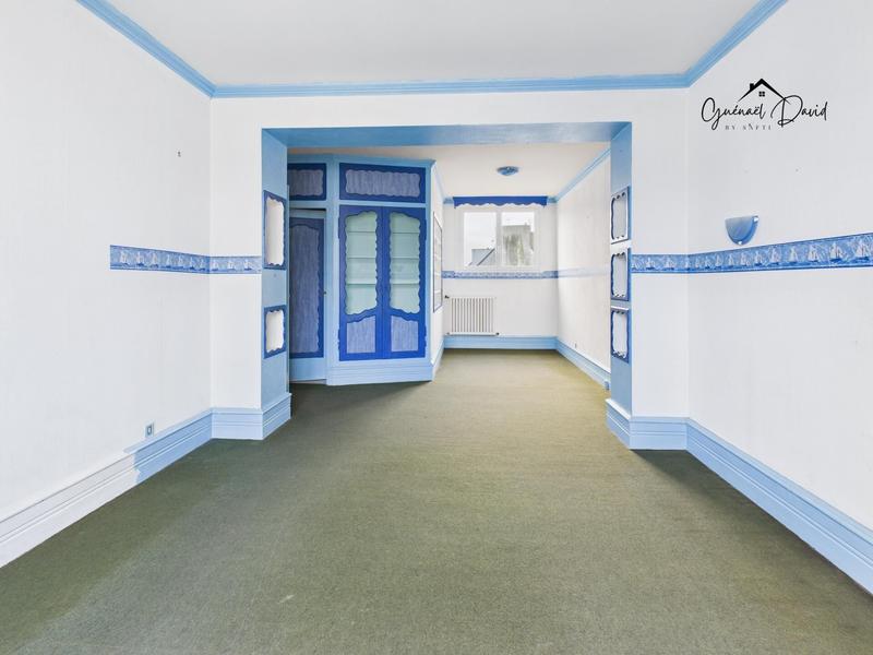 Maison - 175 m² - 8 pièces