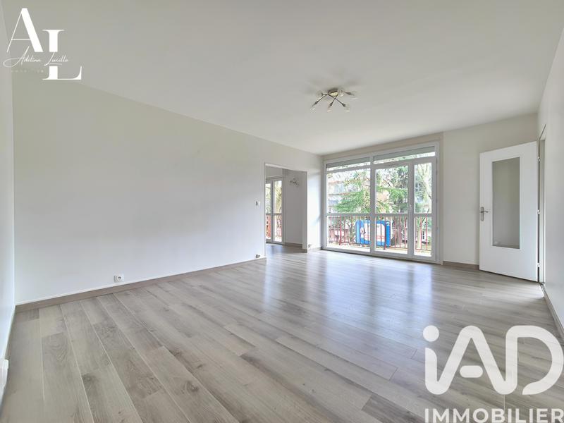 Appartement - 95 m² - 5 pièces