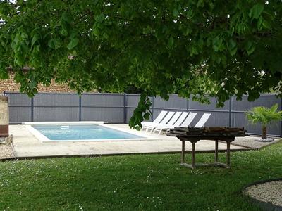 Maison - 210 m² - 8 pièces