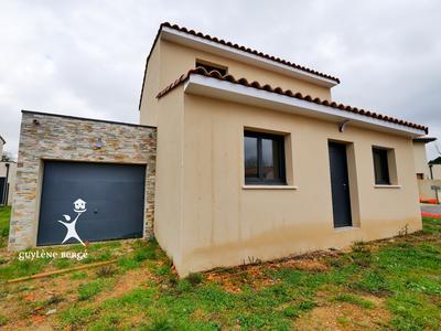 Maison - 86 m² - 4 pièces