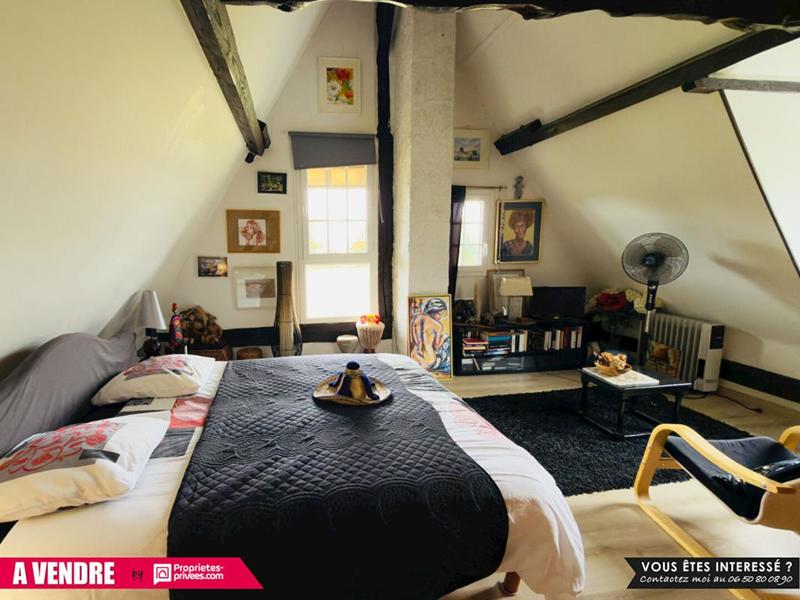 Maison - 230 m² - 8 pièces