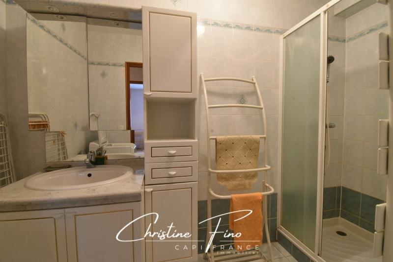 Maison - 199 m² - 14 pièces