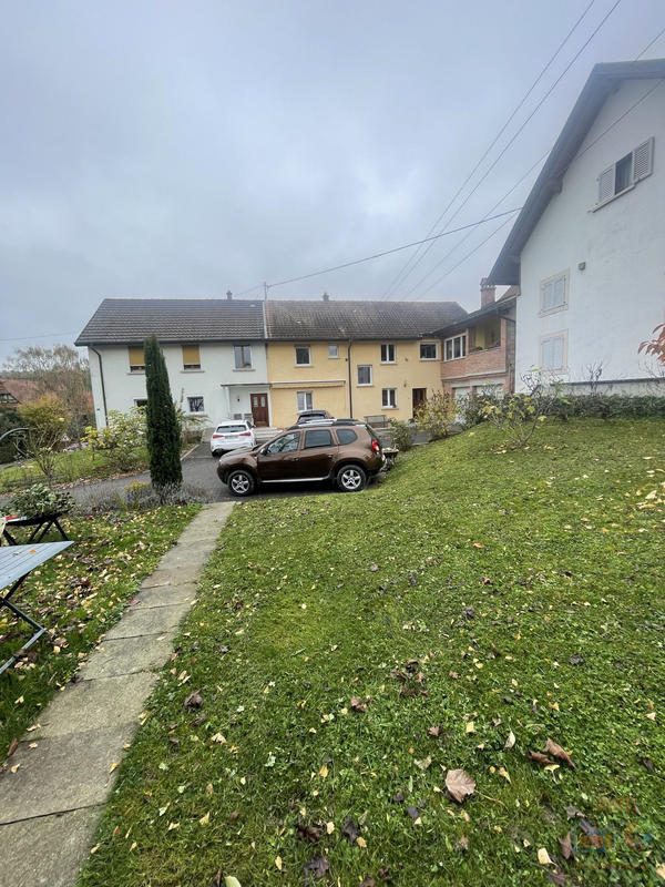 Maison - 269 m² - 9 pièces